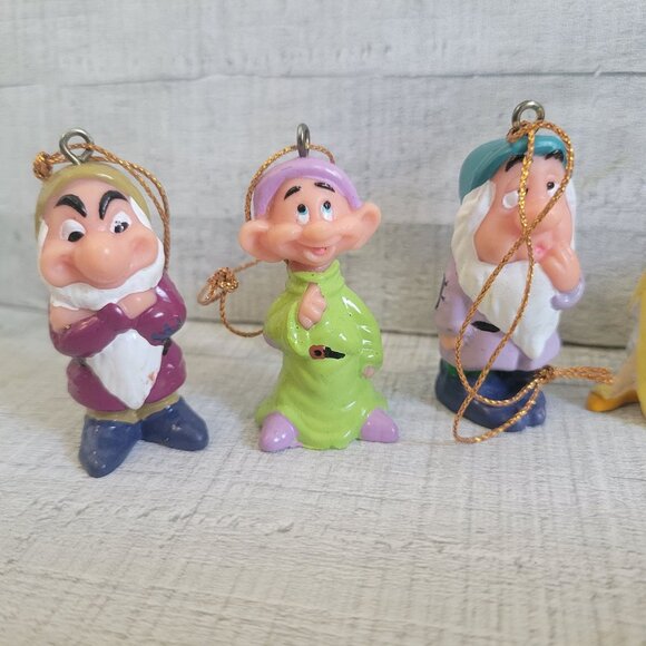 Snow White & Seven Dwarfs Hanging Figurines Set Ornaments Vintage - Picture 2 of 6
